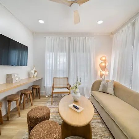 Mediterranean Villa #3 At East Downtown
